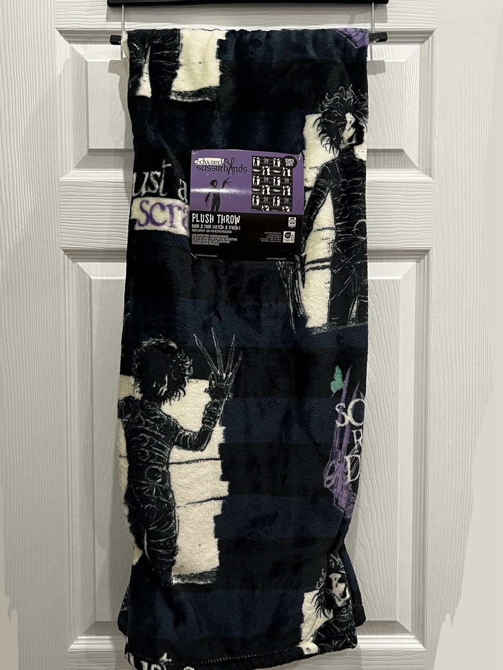 Edward Scissorhands Halloween Blanket NEW